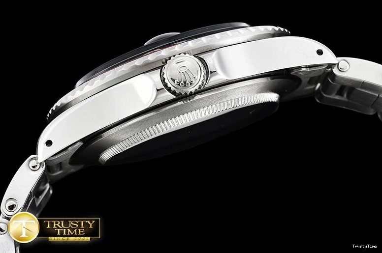 0707 Trendsetting ROLGMT122D – GMT Master 966